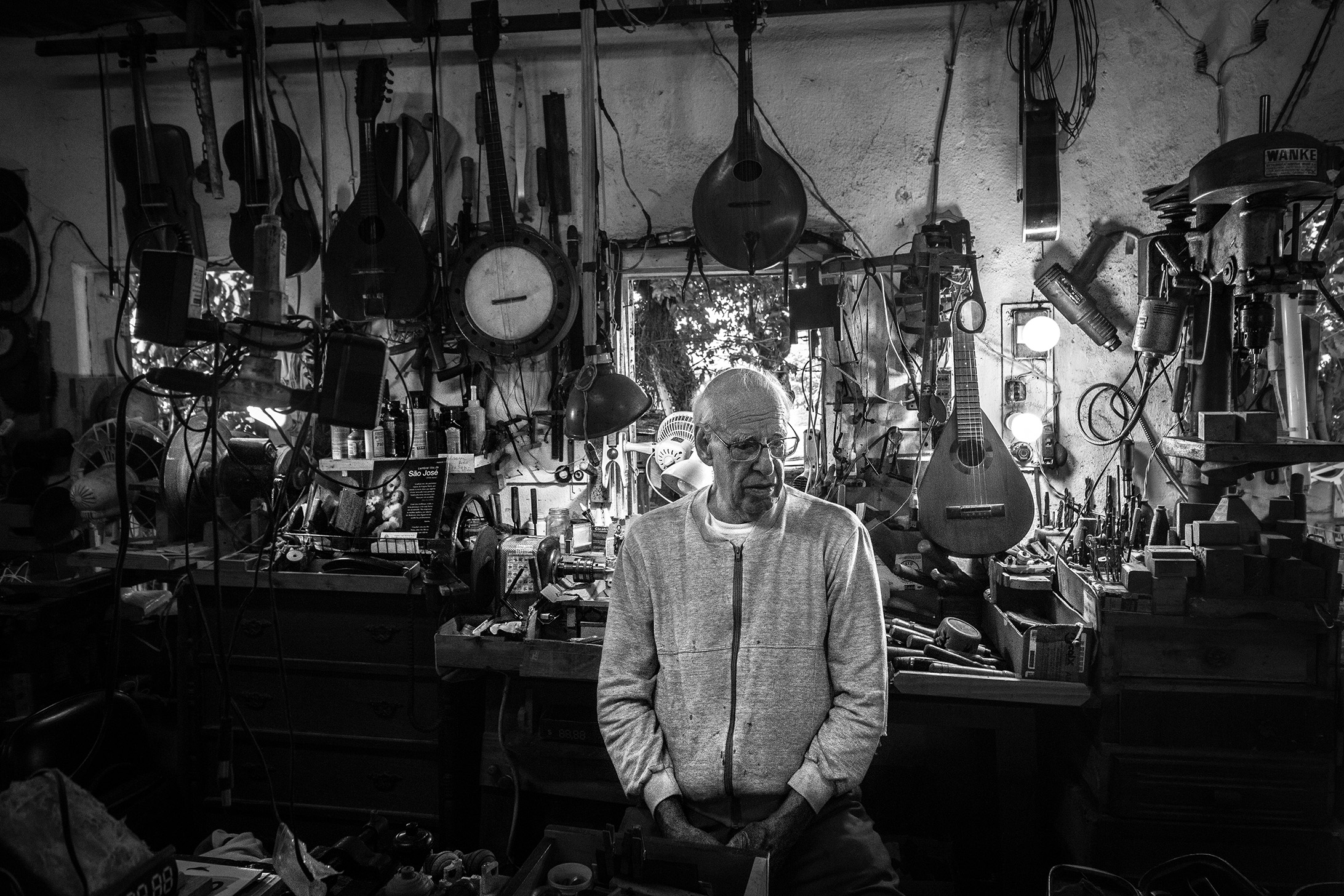 as-cordas-de-antonio-vitor-shimomura-documentario-fotografia