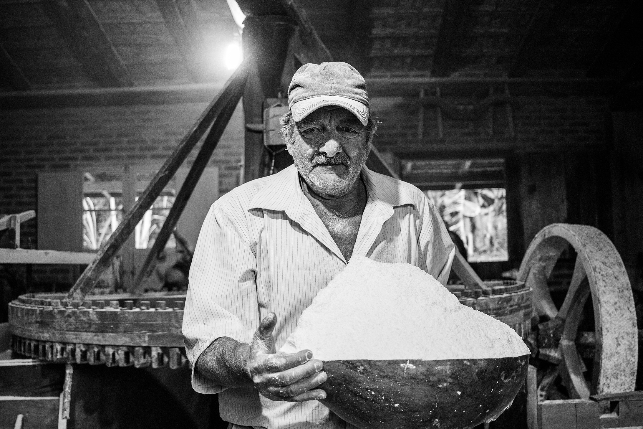 cagalha-vitor-shimomura-documentario-fotografia