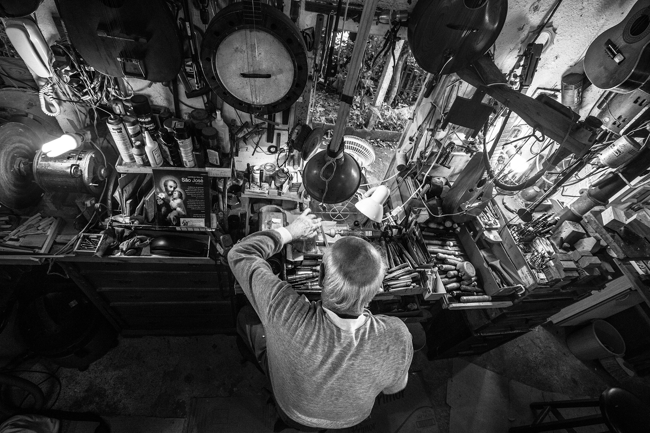 as-cordas-de-antonio-vitor-shimomura-documentario-fotografia