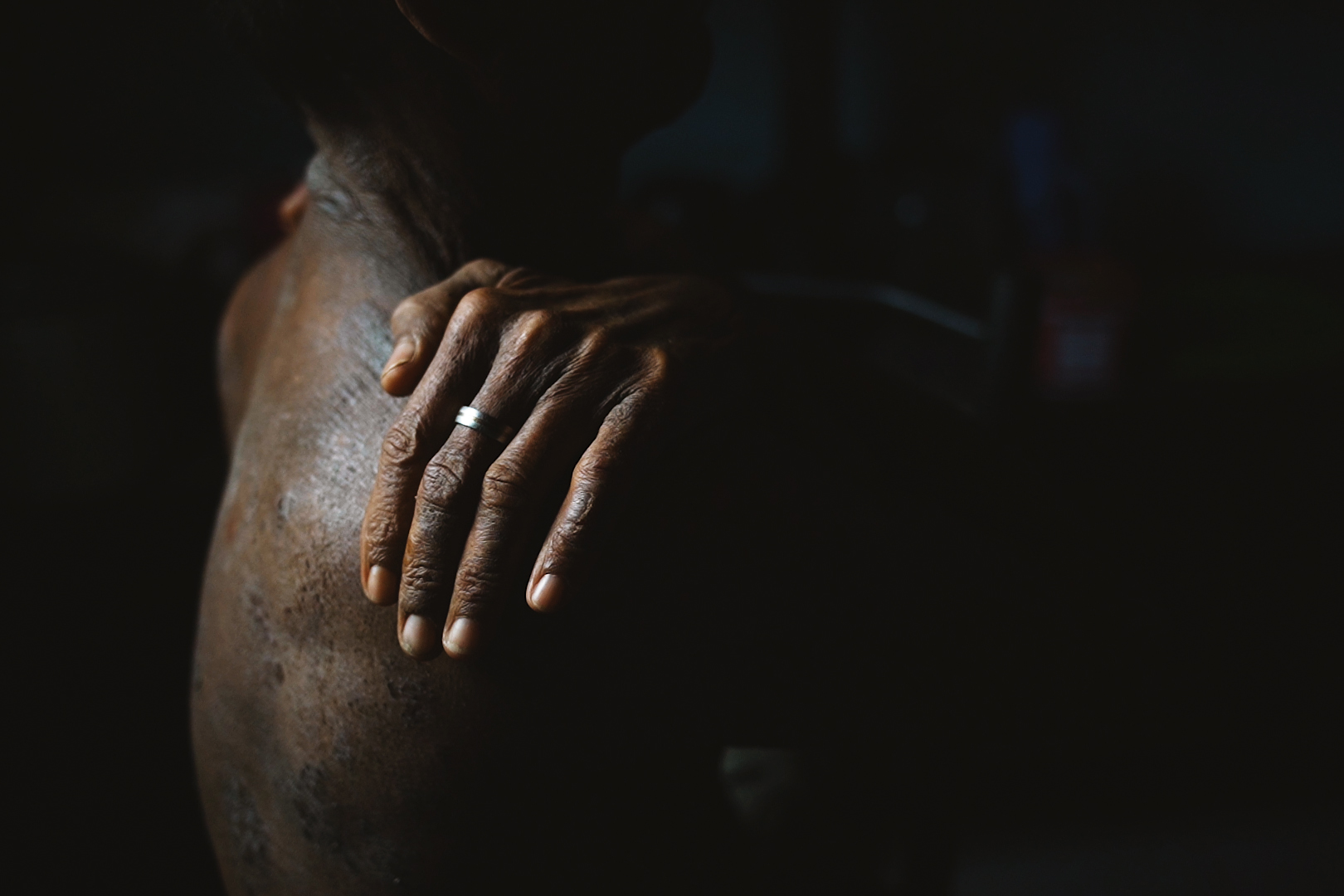 frutas-doces-vidas-amargas-vitor-shimomura-documentario-fotografia