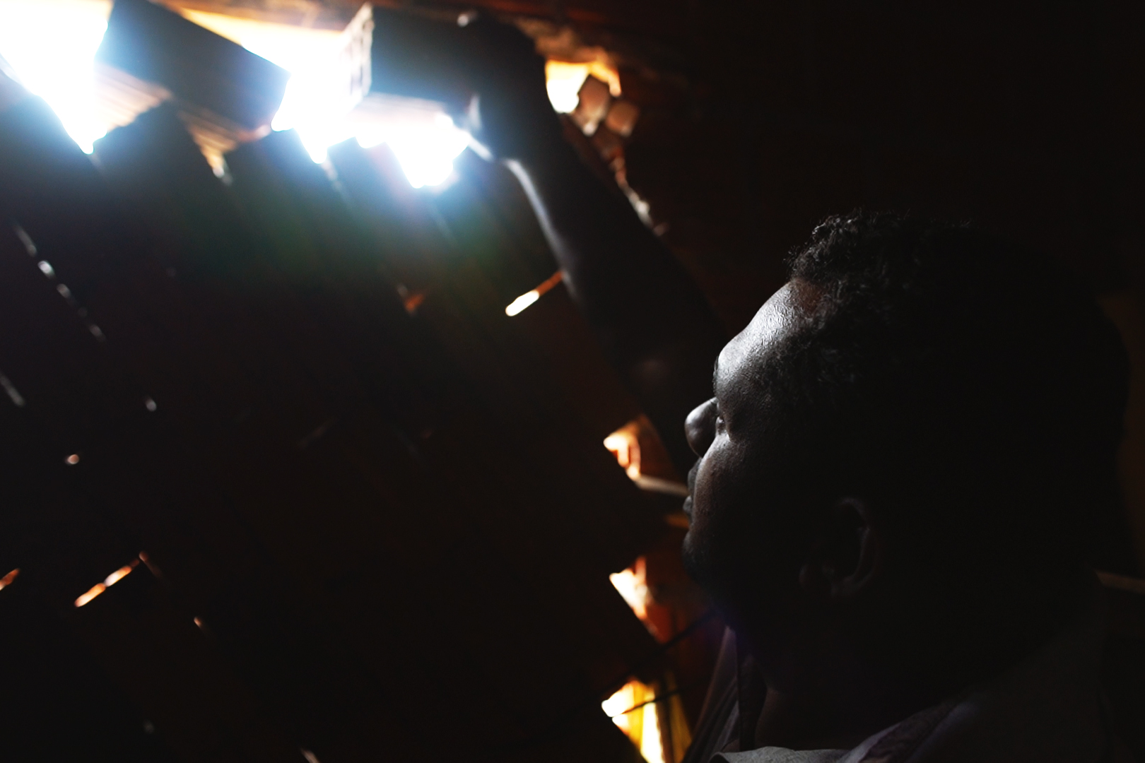 frutas-doces-vidas-amargas-vitor-shimomura-documentario-fotografia